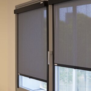 SadeSync™ Manual Curtain Hardware with smooth glide system