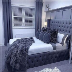 King Size Monarch Velvet Bed – Elegant Bedroom Furniture UAE