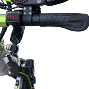 Urban commuter scooter with front and rear disc brakes Dubai Urban commuter scooter with front and rear disc brakes Dubai